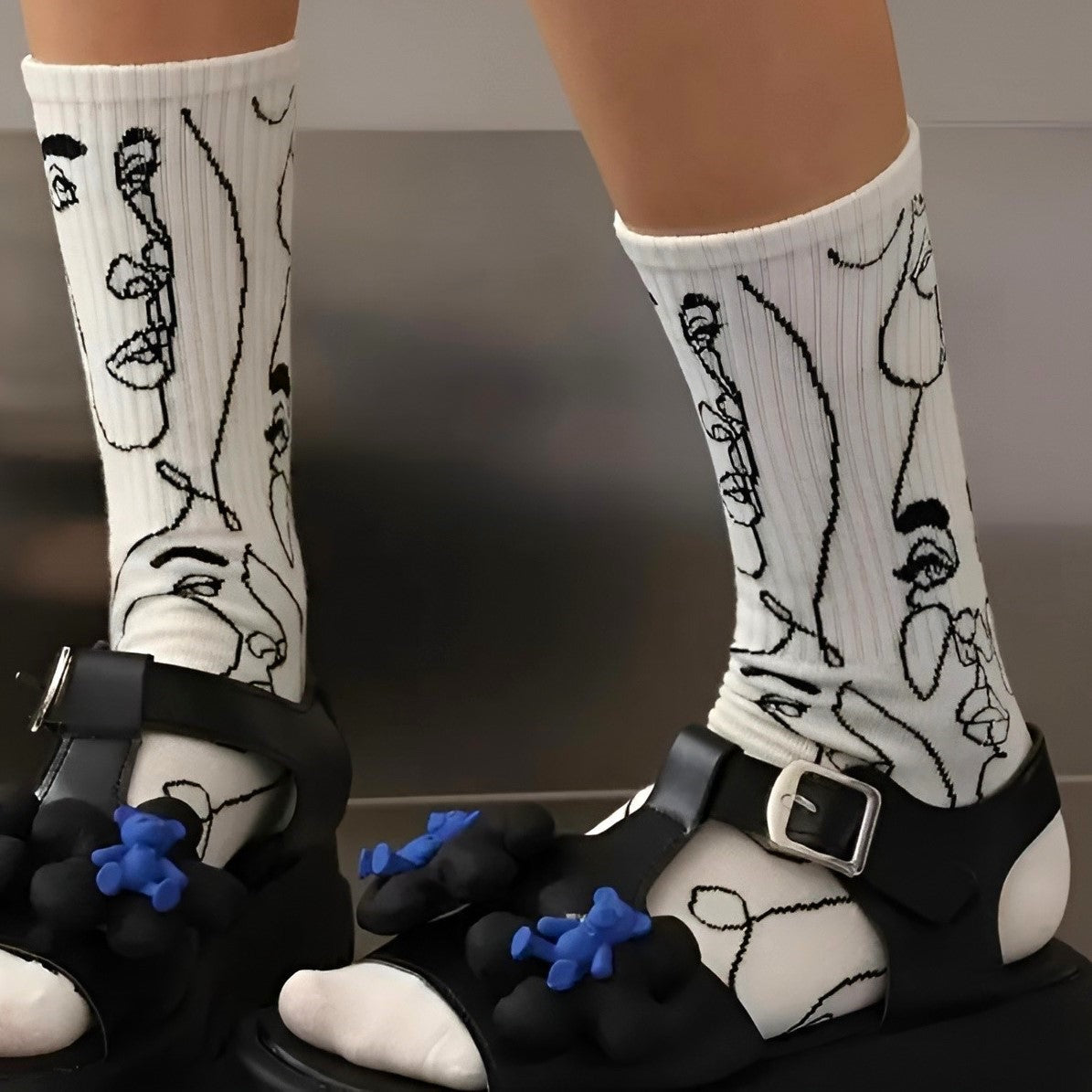 Harlow&Ellis - Abstract Line Art Socks