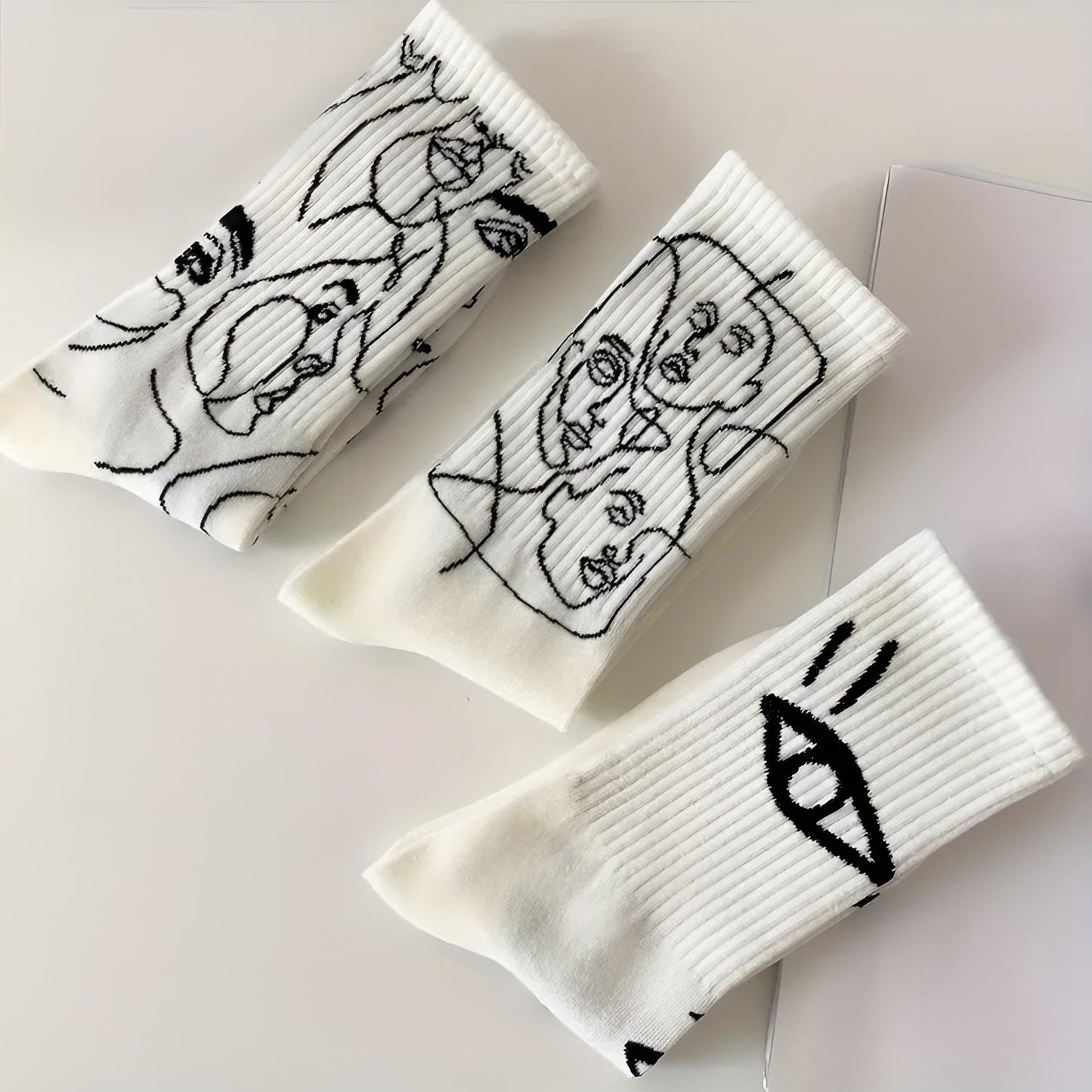 Harlow&Ellis - Abstract Line Art Socks