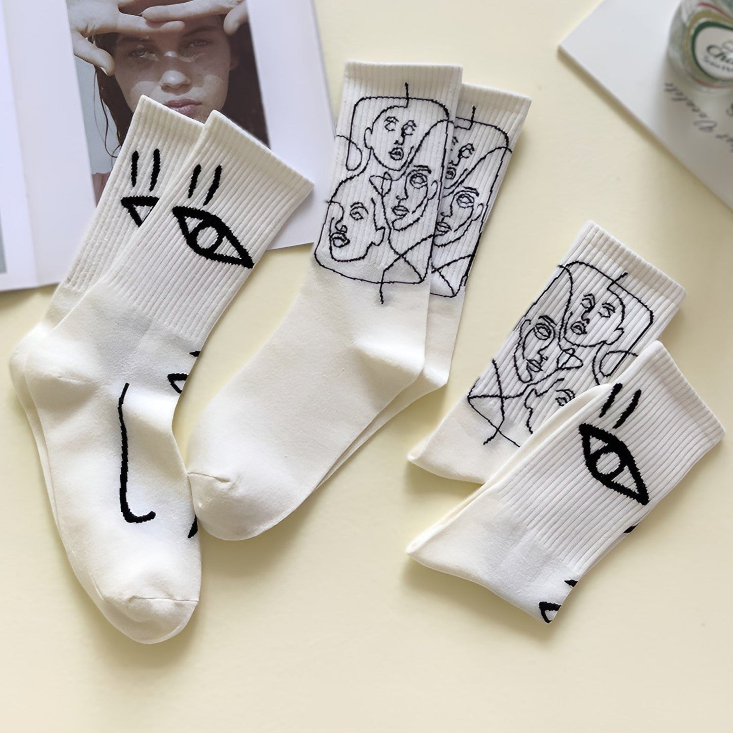 Harlow&Ellis - Abstract Line Art Socks